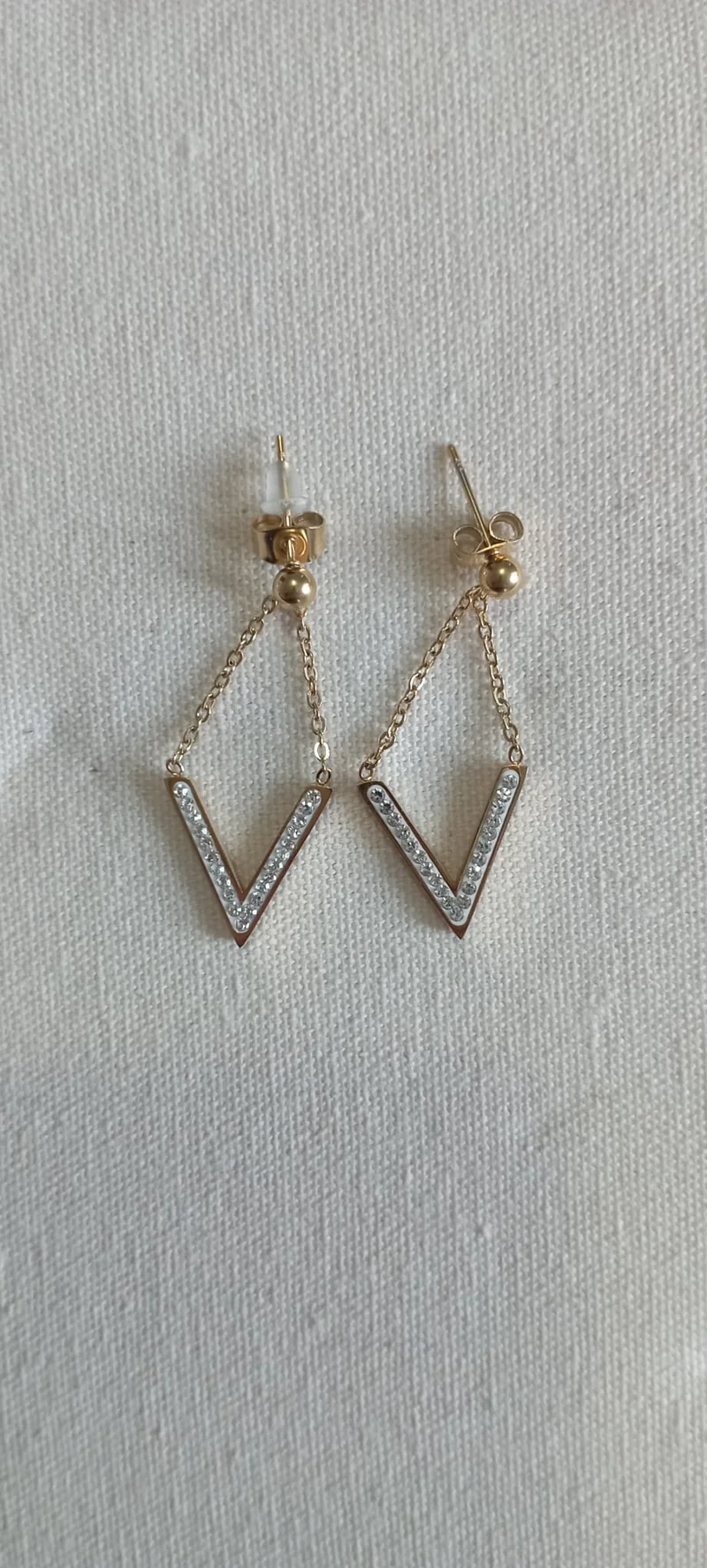 Boucle d'oreilles V