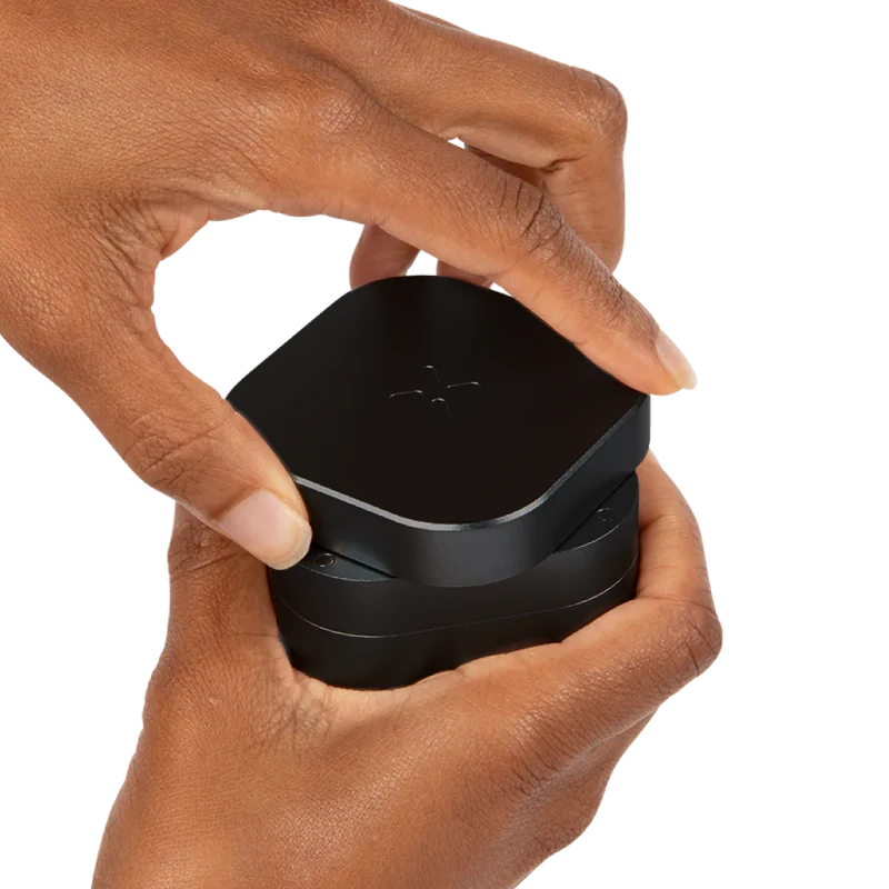 PAX FLOW Onyx Collection