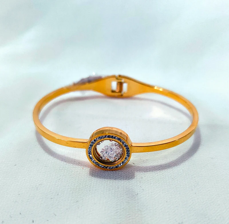 Bracelet rigide cadran strass