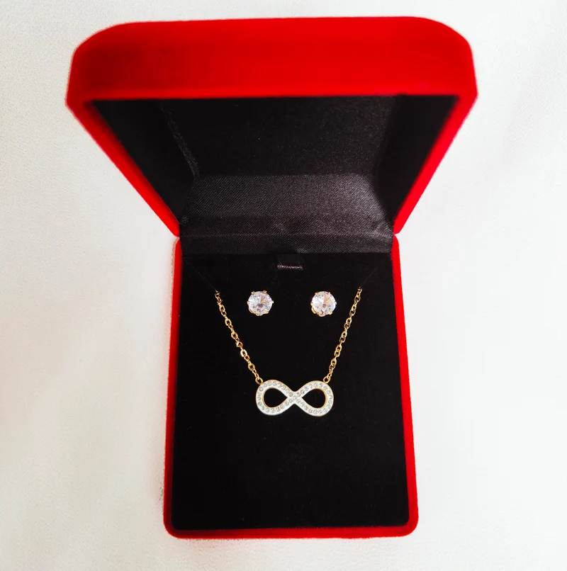 Coffret eternity strass