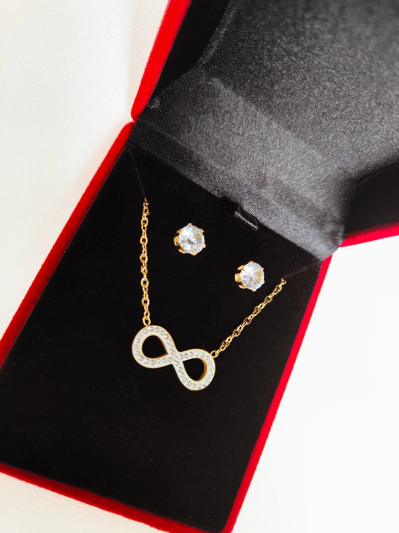 Coffret eternity strass