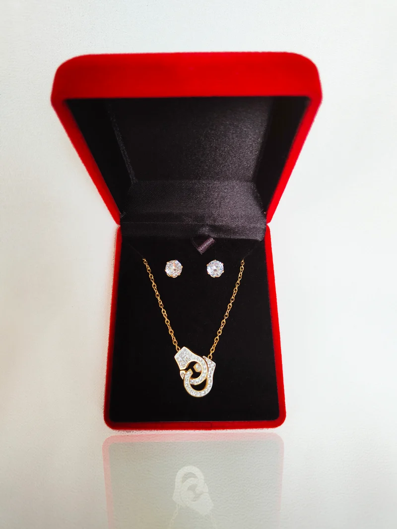 Coffret menotte strass