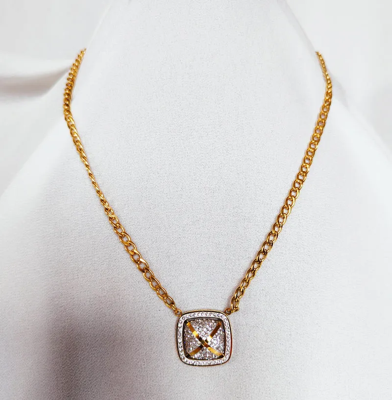 Chaine carré strass