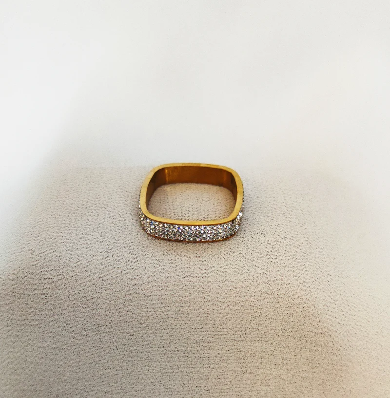 Bague Edge strass