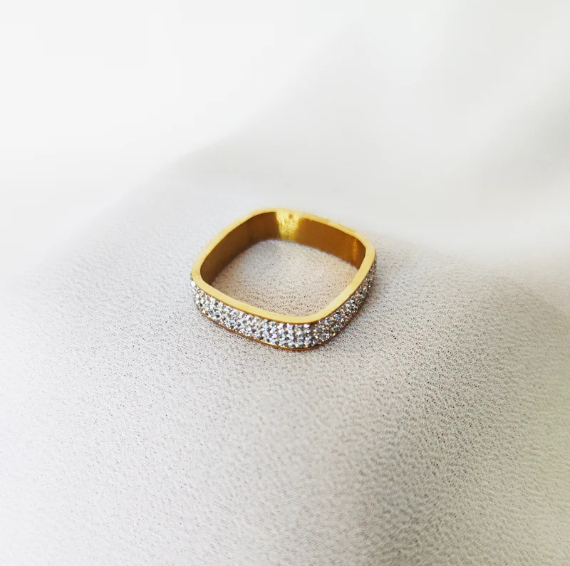Bague Edge strass