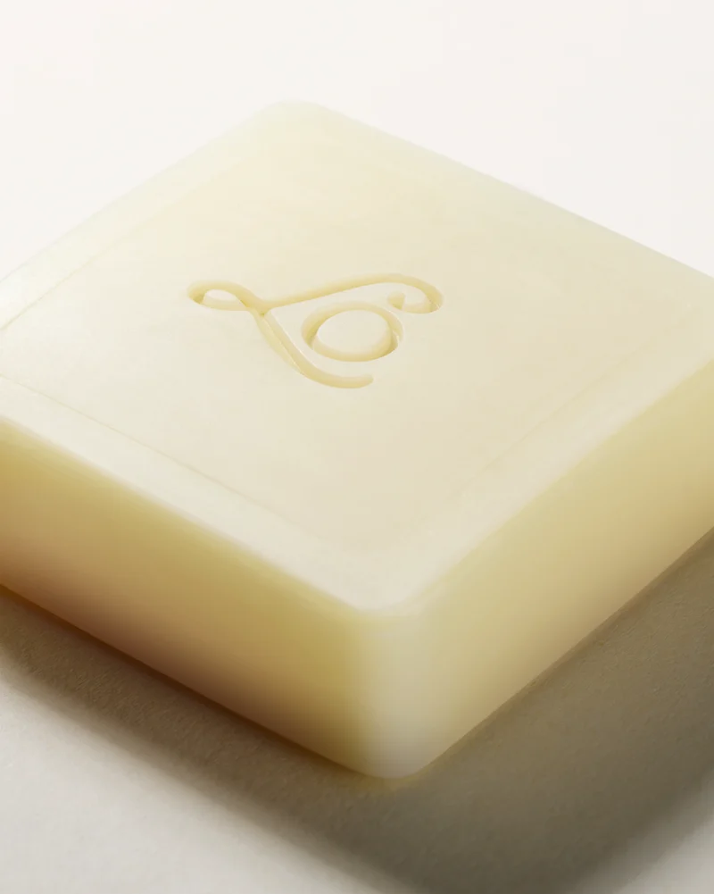 L'Occitane Savon parfumé Rose 50g