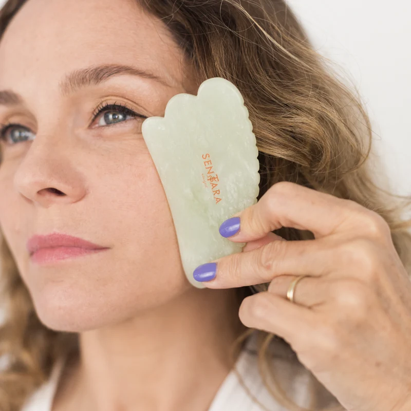Gua Sha 'Green Jade Heart with Teeth'