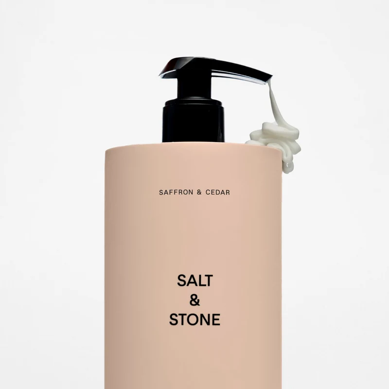 Body Lotion Saffron & Cedar