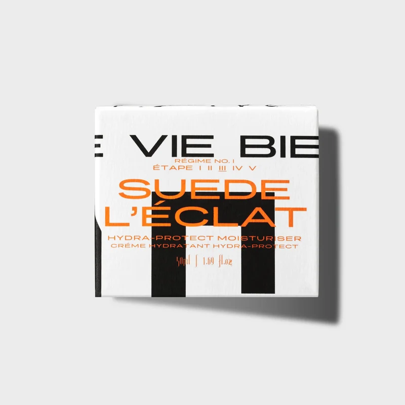 Suede L’Éclat - Moisturiser