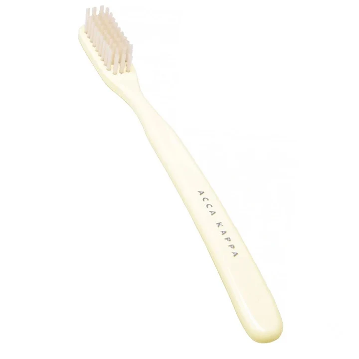 Tooth Brush – Vintage Nylon – Medium – White