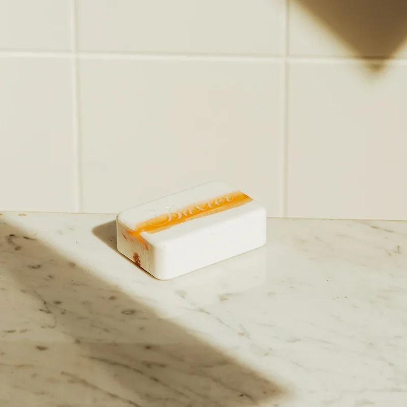 Vitamin Soap Bar – Citrus & Herbal Musk