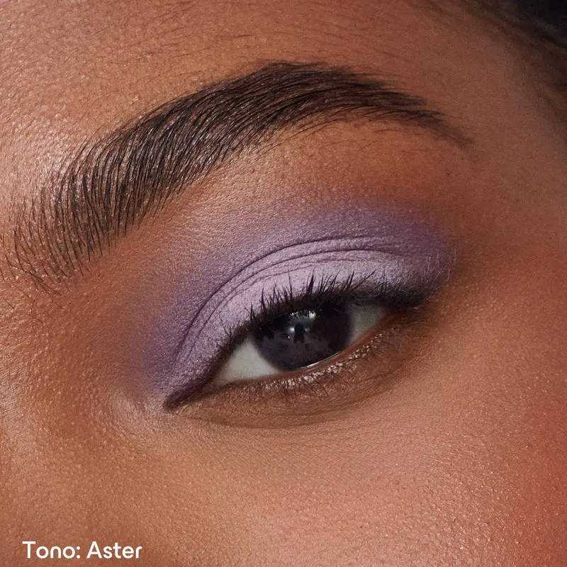 Liquid Powder Chromatic Eye Tint