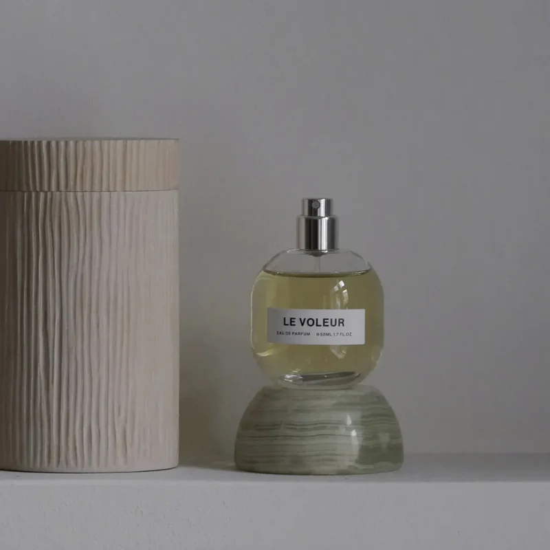 LE VOLEUR