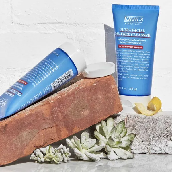 Kiehl’s - Ultra Facial Oil-Free Cleanser