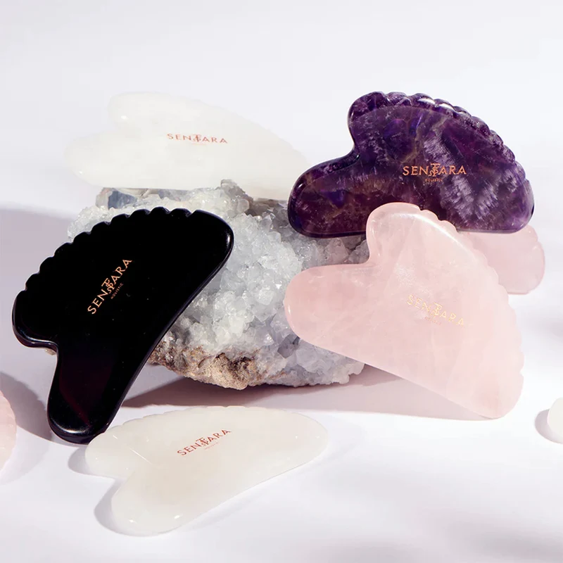 Gua Sha 'Black Obsidian Heart With Teeth'