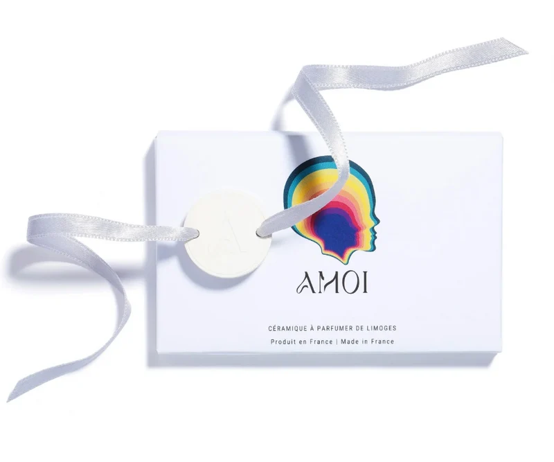 AMOI bijou talisman - Médaillon en céramique de Limoges à parfumer - Edition limitée